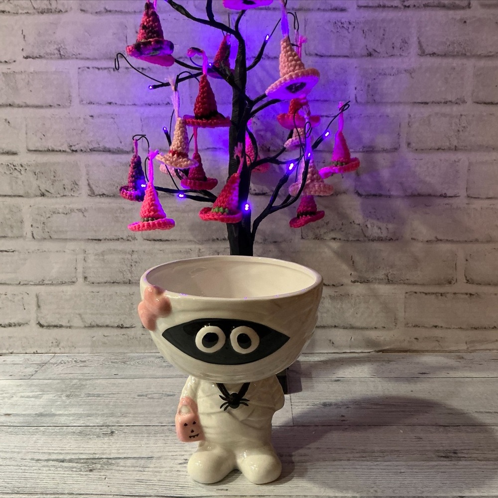 MAXCERA Ceramic Mummy Girl Figure Candy Bowl